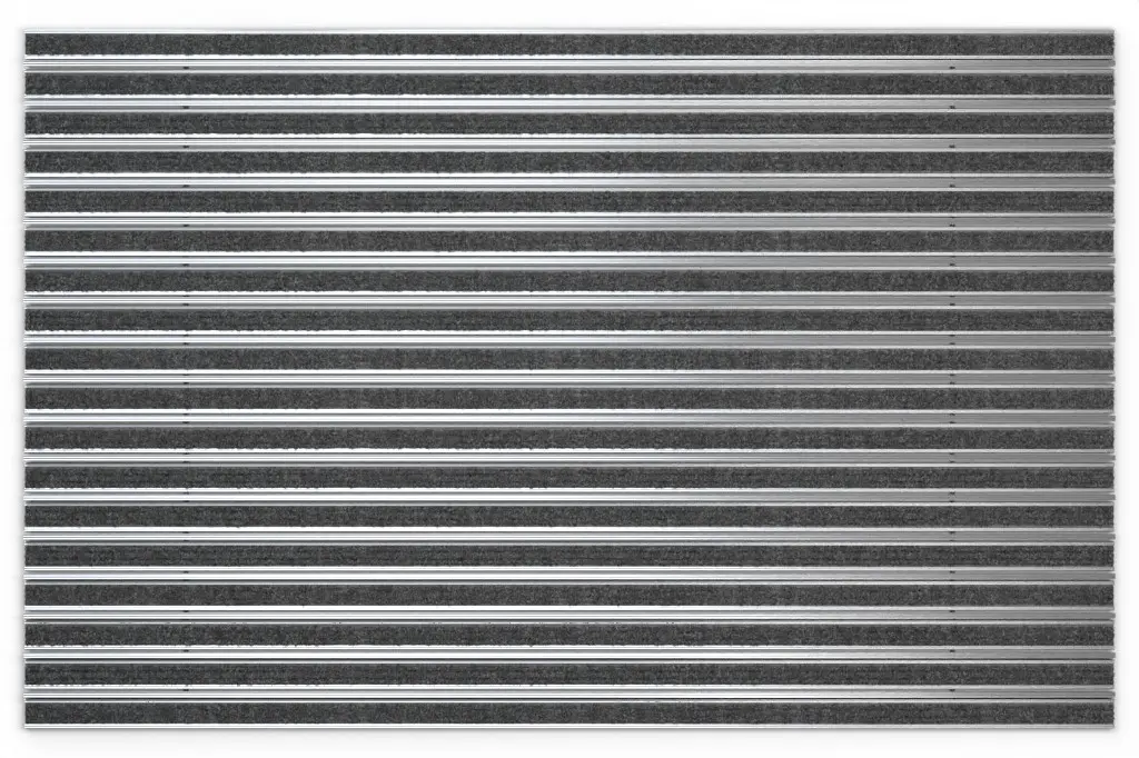 Widok z góry na matę z profilu aluminiowego KLASSIK ryps T03PP antracyt / listwa ochronna - Entrada