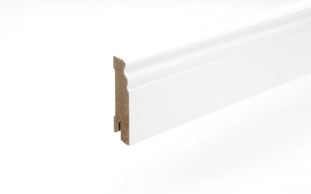 Perspektywa listwy przypodłogowej 18 x 70 x 2440 mm MDF biały staroniemiecki 70 rowek na klips