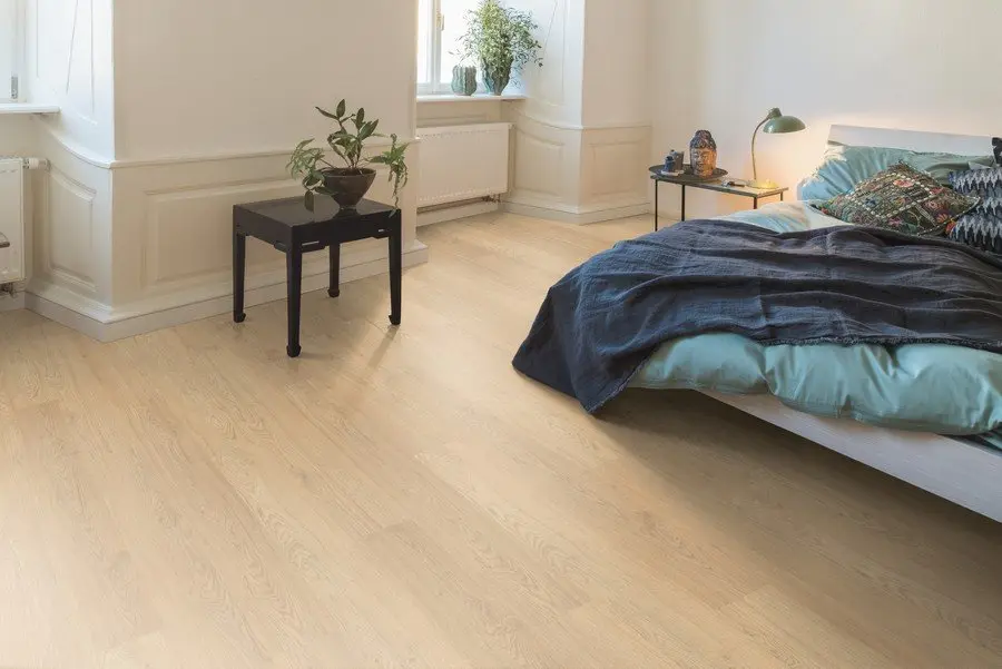 Panele laminowane EGGER Matera Dąb jasny klasyczny NatureSense
