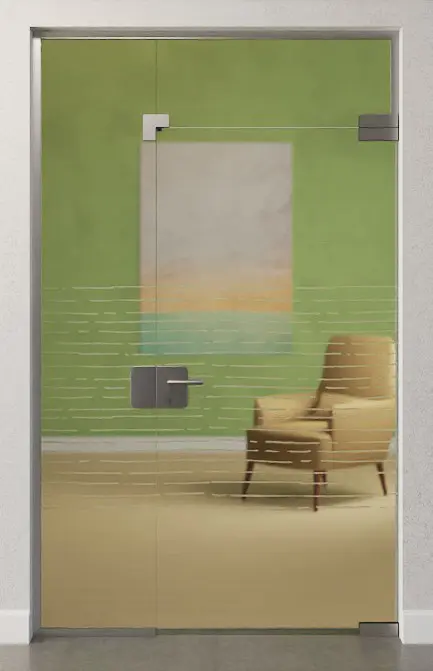 Zdjęcie matowych drzwi całoszklanych z motywem Morse, stałym elementem bocznym i naświetlem DORMA Mundus Variante 6 - Erkelenz