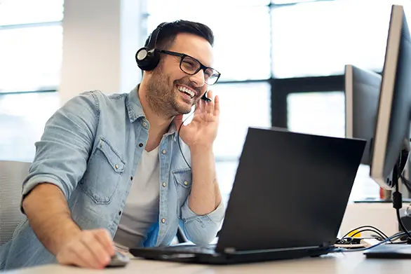 Zdjęcie cyfrowego pomiaru drzwi - usługa