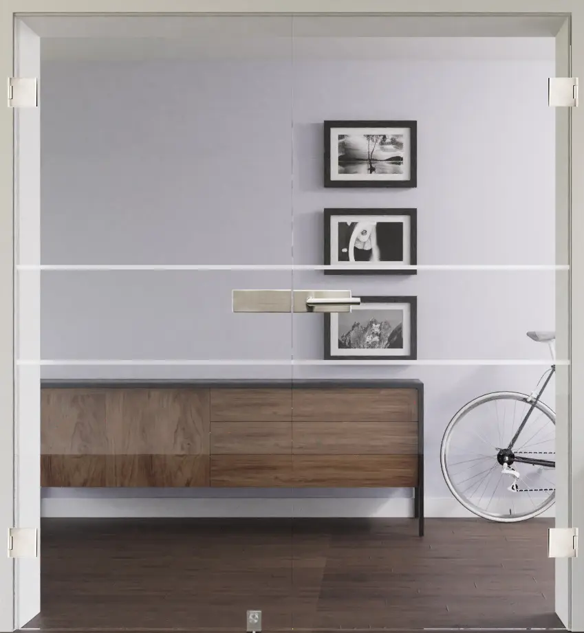 Zdjęcie z modelem 334 negatyw całoszklanymi drzwiami dwuskrzydłowymi - Lienbacher szkło