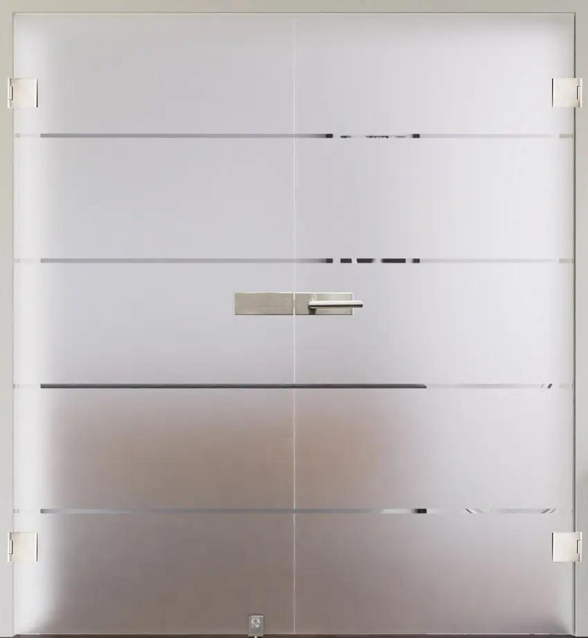 Zdjęcie przedstawiające całoszklane drzwi dwuskrzydłowe, szkło przezroczyste, model 345