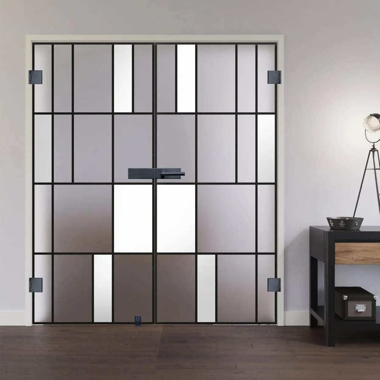 Widok na całoszklane szklane drzwi dwuskrzydłowe LIENBACHER Modell 640 Black Signature satynowane