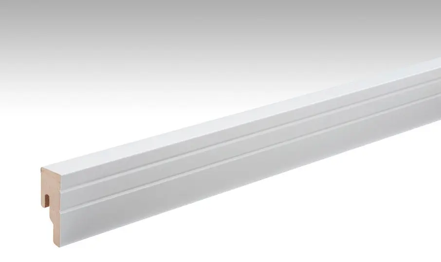 Neutralna, biała listwa przypodłogowa profil 18 PK (2380 x 18 x 50 mm) - MEISTER