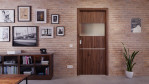 Front-Milieuansicht der in der Wand laufenden HÖRMANN Schiebetür Pure 2 Alpineiche Duradecor DesignLine mit Lichtausschnitt quer mit bündiger Lisene Steel 79-7
