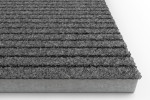Schräge Detailansicht von Rauhaarripsmatte Easy 23 grau - Entrada
