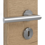 Detailansicht der Oberfläche von GARANT Doppelflügeltür inkl. Zarge Quer Authentic Risseiche CPL mit Lichtausschnitt LA-DIN