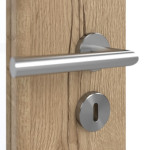 Detailansicht der Oberfläche von GARANT Doppelflügeltür inkl. Zarge Authentic Risseiche CPL mit Lichtausschnitt LA-6 Sprosse SP0