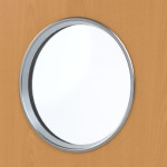 Detailansicht des Lichtausschnitts von GARANT Wohnungseingangstür Buche Exklusiv CePaL mit Lichtausschnitt LA-12