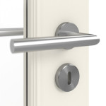 Detailansicht der Oberfläche von GARANT Doppelflügeltür Como Weißlack mit Lichtausschnitt CL2 Sprosse SP0 mit Zarge