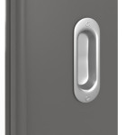 Detailansicht der Oberfläche von Huga Schiebetür Hygge grau RAL 7037 Lack Basic mit Lichtausschnitt LA 7