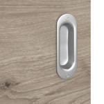 Detailansicht der Oberfläche von HÖRMANN Schiebetür Pure 1 Nordeiche quer Duradecor DesignLine mit Lichtausschnitt Bandseite