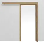 Frontansicht von CLASSEN Schiebetürsystem vor der Wand laufend Hickory Eiche CPL mit Zarge