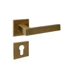 INTERSTEEL Zimmertürgarnitur Q 05 Messing matt mit Quadratrosette PZ