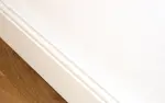 Sockelleiste 18 x 80 x 2440 mm MDF weiß Altdeutsch 80 Clip-Nut