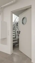 Detail-Milieuansicht von Innentür-Set Stahl mit Feuerschutzfunktion H16-1 OD mit Rundverglasung inkl. Eckzarge - Hörmann