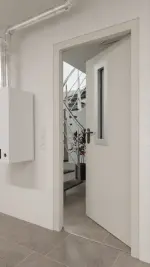 Detail-Milieuansicht von Innentür-Set Stahl mit Feuerschutzfunktion T90-1 FSA-62 mit Rechteckverglasung Ausschnitt 1 inkl. Blockzarge - Teckentrup