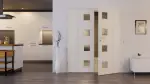 Front-Milieuansicht von CLASSEN Doppelflügeltür Modena 4 LA 4/4 Esche Weiß 3D Look inkl. Zarge mit Lichausschnitt