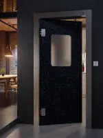 CloseUp-Milieuansicht von HÖRMANN Kunststoff-Pendeltür Schwarz Bunt mit Lichtausschnitt eckig inkl. Blendrahmen