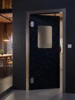 CloseUp-Milieuansicht von HÖRMANN Kunststoff-Pendeltür Schwarz Bunt mit Lichtausschnitt eckig inkl. Umfassungszarge