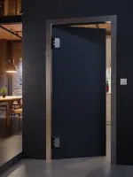 CloseUp-Milieuansicht von HÖRMANN Kunststoff-Pendeltür inkl. Umfassungszarge