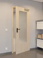 CloseUp-Flur-Milieuansicht von GARANT Rauchschutztür Authentic Achat CePaL mit Lichtausschnitt LA-DIN