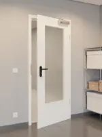 CloseUp-Flur-Milieuansicht von GARANT Rauchschutztür W1000ST3 Premium Weiß GHK08 mit Lichtausschnitt LA-DIN