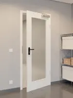 CloseUp-Flur-Milieuansicht von GARANT Rauchschutztür Authentic Bianco CePaL mit Lichtausschnitt LA-2