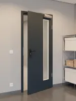 CloseUp-Flur-Milieuansicht von GARANT Rauchschutztür U12000SD Vulkanschwarz GHK08 mit Lichtausschnitt LA-4 bandseitig