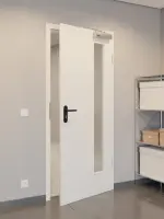 CloseUp-Flur-Milieuansicht von GARANT Rauchschutztür Weiß Struktur Premium GCK08 mit Lichtausschnitt LA-4 bandseitig