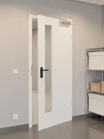 CloseUp-Flur-Milieuansicht von GARANT Rauchschutztür Authentic Bianco CePaL mit Lichtausschnitt LA-4 schlossseitig