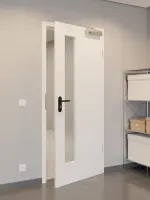 CloseUp-Flur-Milieuansicht von GARANT Rauchschutztür Weißlack 9016 mit Lichtausschnitt LA-4 schlossseitig
