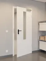CloseUp-Flur-Milieuansicht von GARANT Rauchschutztür Quer Authentic Bianco CePaL mit Lichtausschnitt LA-5 mittig