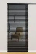 Relationsbild Ortello Schiebetür Weißglas klar BLACK|LINE – Erkelenz