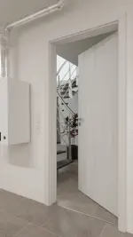 Detail-Milieuansicht von GARANT Wärmeschutztür Authentic Grigio CePaL