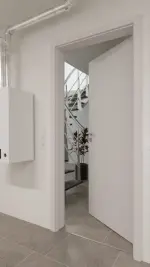 Detail-Milieuansicht von GARANT Wärmeschutztür U12188SD Lichtgrau GHK08