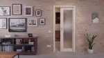Zweites Milieubild mit in der Wand laufendem System von Eiche lasiert LA 27 Basic Durat Schiebetür - Huga