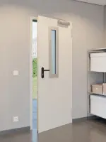 CloseUp-Milieuansicht von Außentür-Set Stahl mit Feuerschutzfunktion EI2 30-C5-SA 62-1 mit Rechteckverglasung Ausschnitt 1 inkl. Blockzarge - Teckentrup