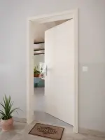 CloseUp-Milieuansicht von GARANT Wohnungseingangstür Quer Authentic Perl GCK08