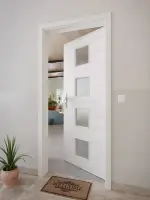 CloseUp-Milieuansicht von GARANT Wohnungseingangstür Quer Authentic Grigio GCK08 mit Lichtausschnitt LA-10