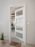 CloseUp-Milieuansicht von GARANT Wohnungseingangstür Authentic Grigio GCK08 mit Lichtausschnitt LA-11