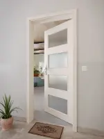 CloseUp-Milieuansicht von GARANT Wohnungseingangstür Authentic Perl GCK08 mit Lichtausschnitt LA-11