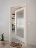 CloseUp-Milieuansicht von GARANT Wohnungseingangstür Authentic Perl GCK08 mit Lichtausschnitt LA-3