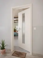 CloseUp-Milieuansicht von GARANT Wohnungseingangstür Authentic Perl CePaL mit Lichtausschnitt LA-4 mittig