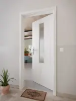 CloseUp-Milieuansicht von GARANT Wohnungseingangstür Authentic Grigio CePaL mit Lichtausschnitt LA-5 mittig