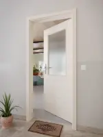 CloseUp-Milieuansicht von GARANT Wohnungseingangstür Quer Authentic Perl GCK08 mit Lichtausschnitt LA-6