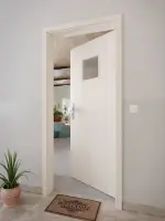 CloseUp-Milieuansicht von GARANT Wohnungseingangstür Authentic Perl GCK08 mit Lichtausschnitt LA-7