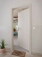 CloseUp-Milieubild von Typ 52 Eiche Sepia Lamikor Wohnungseingangstür - Kilsgaard