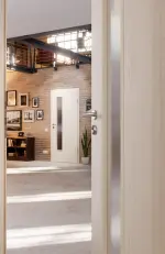 CloseUp-Milieuansicht von Lärche lasiert LA 24 schlossseitig Basic Durat Innentür - Huga